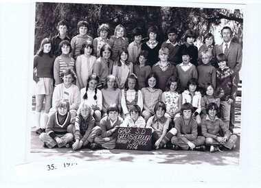 School Photograph - Digital Image, Greensborough Primary School Gr2062 1974 Grade S.D, 1974_