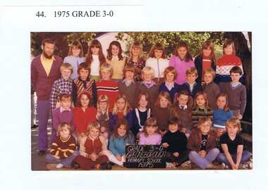 School Photograph - Digital Image, Greensborough Primary School Gr2062 1975 Grade 3-O, 1975_