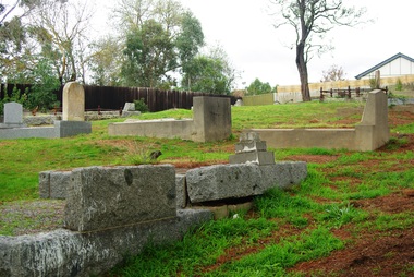 Photograph - Digital Image, Greensborough Cemetery [view 1] 2014, 28/05/2014