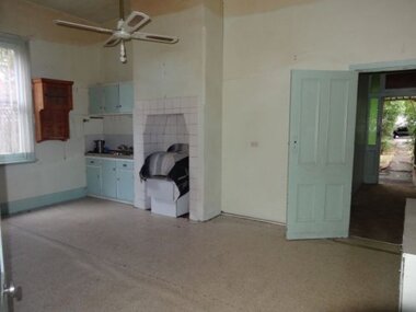 Photograph - Digital Image, 10-12 Poulter Avenue [kitchen], 2015_