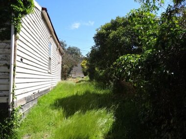 Photograph - Digital Image, 10-12 Poulter Avenue [up the driveway], 2015_