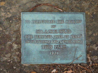 Photograph - Digital image, Dennis Ward, Plaque - A. H. W. Webb, 27/03/2010
