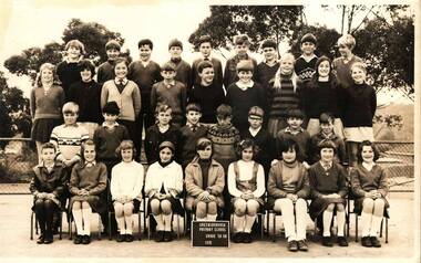 School Photograph - Digital Image, Greensborough Primary School Gr2062 1970 Grades 5B & 6B, 1970_