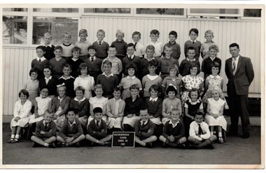 School Photograph - Digital Image, Greensborough Primary School Gr2062 1961 Grade 3A, 1961_