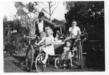 Photograph - Digital Image, Keith Hills; Lorraine Poulter; Lesley Hills and Ray Poulter in back yard Christmas Day c1939, 25/12/1939