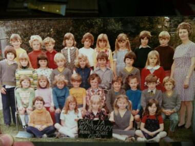 School Photograph - Digital Image, Montmorency Primary School Mo4112 1975 Grade 1A, 1975_
