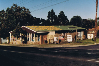 Photograph - Digital image, Frank Solomon, Briar Hill Hardware: exteriors3, 2000_