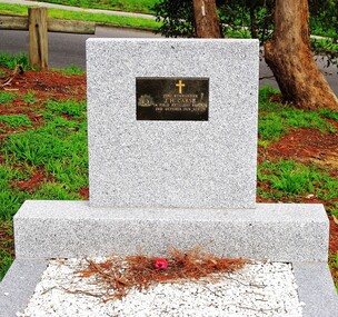 Photograph - Digital Image, Grave of John Huxley Carse, Greensborough Cemetery, 02/10/1926