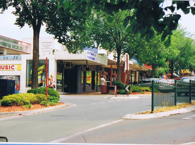 Photograph - Digital image, Frank Solomon, Greensborough: Main Street looking toward Vickers Way and mural, 04/06/2010