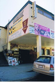 Photograph - Digital image, Frank Solomon, Greensborough Grain Store, rear Main Street, 04/06/2010