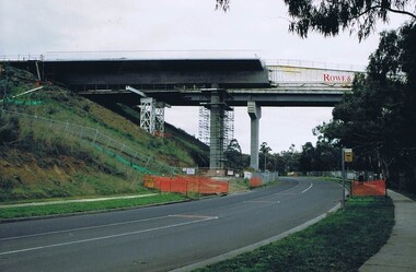 Photograph - Digital image, Frank Solomon, Plenty River Drive Bridge Roadworks 1, 1995c