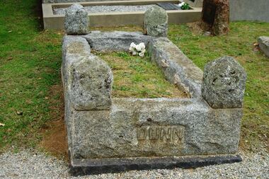 Photograph - Digital image, Marilyn Smith, Grave of [unknown child] Dunn, St Helena Cemetery, 07/05/1916