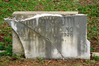 Photograph - Digital image, Marilyn Smith, Grave of Jemima Fielding, St Helena Cemetery, 24/03/1926