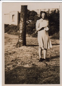 Photograph - Digital image, John Gibson et al, Jean Luxford at Mentone Station gardens 1942, 1942_
