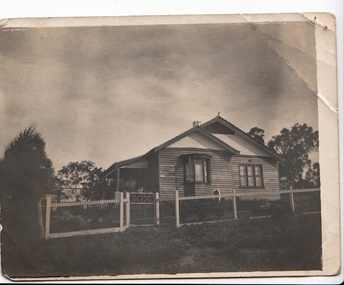 Photograph - Digital image, John Gibson et al, Jessop home in Flintoff Street, 1950c