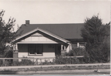 Photograph - Digital image, John Gibson et al, Luxford home in Main Street, 1950s