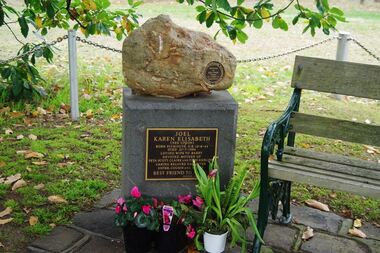 Photograph - Digital image, Marilyn Smith, Grave of Karen Joel, St Helena Cemetery, 22/07/1994