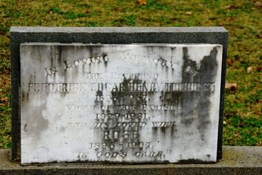 Photograph - Digital image, Marilyn Smith, Grave of Frederick Tolhurst and Rose Tolhurst, St Helena Cemetery, 1957_