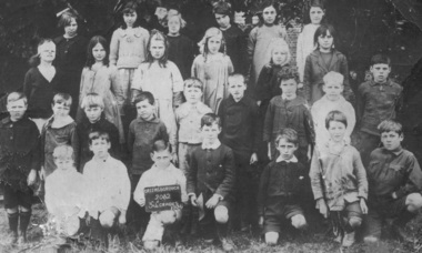 School Photograph - Digital Image, Greensborough Primary School Gr2062 1921 Grade 3 and 4, 1921_