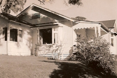 Photograph - Digital image, June Roberts, The house at Blackjack, 1960c