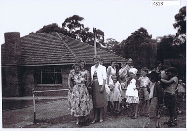 Photograph (copy), Family group, Greenhill Road Greensborough, 1958c