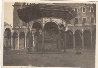 Photograph - Digital image, Charles Marshall et al, Well at The Citadel, Cairo, 1917_