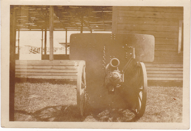 Photograph - Digital image, Charles Marshall et al, Captured Turkish gun, 1918_