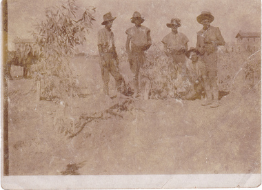 Photograph - Digital image, Graves of 3 soldiers, 3rd Australian Machine Gun Squadron, A Troop 1, 31/10/1917