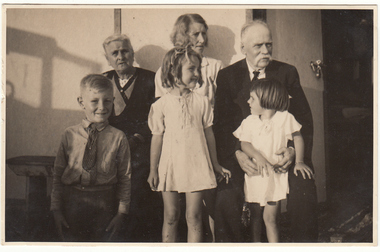 Photograph - Digital image, Charles Marshall et al, Marshall family, 1930s