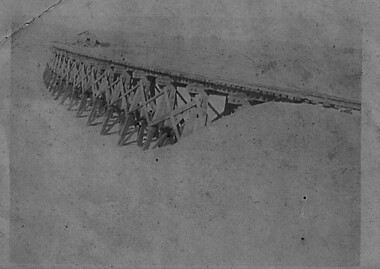 Photograph - Digital image, Charles Marshall et al, Railway bridge at Tel-el-Fara, 1917_