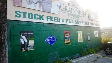 Photograph - Digital Image, Marilyn Smith, Greensborough Grain Store, 183 Para Road, 06/08/2016