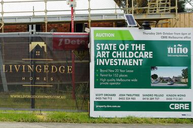 Photograph - Digital Image, Bundoora State School site, Redevelopment sign Bu1915, 01/10/2017