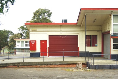 Photograph - Digital Image, Marilyn Smith, Greensborough Secondary College Gr8750 Buildings 3, 01/10/2017