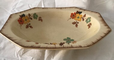 Dish, Royal Staffordshire Pottery, Staffordshire pottery dish, 1940s