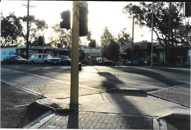 Photograph, Ian Bennetts, Briar Hill Shops 1990.1, 1990_