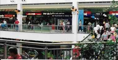 Photograph, Ian Bennetts, Greensborough Plaza 1990.1, 1990_