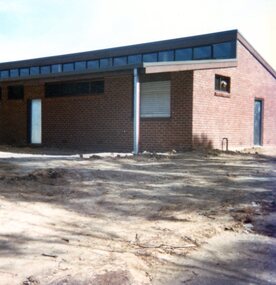 Photographs, Montmorency new pavilion. No.2 Oval 1979, 17/04/1979