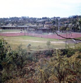 Photographs, Montmorency tennis courts, new pavilion. 1979, 17/04/1979