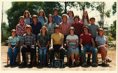 School Photograph - Digital Image, Watsonia High School, Watsonia High School WaHIGH 1976 Form 6A, 1976_