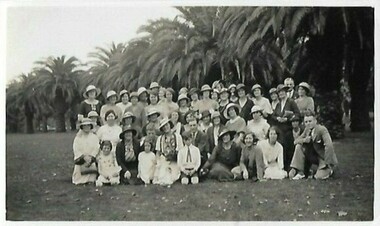 Photograph - Digital Image, J. Gadsden and Co. Picnic at Greensborough 1934 - large group, 1934_