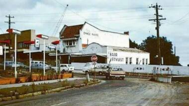 Photograph - Photograph - Digital Image, Main Street bridge Greensborough 1970s, 1970s