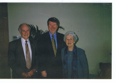 Photograph, Rosie Bray, Tom Vickers, Harry Jenkins and Sylvia Cronin, 23/11/2000
