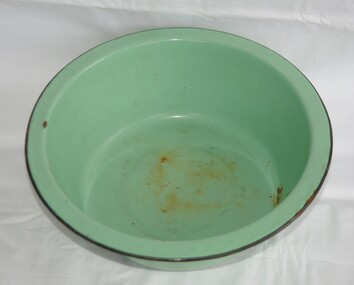 Domestic object - Bowl, Enamel bowl, 1950c