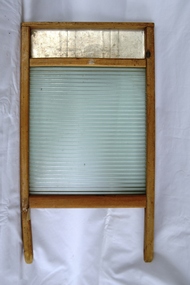 Domestic object - Washboard, 1900 c