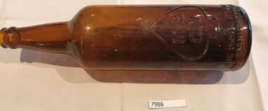 Domestic object - Bottle, AGM (Australian Glass Manufacturers), Lager bottle, 1929-1933