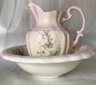 Domestic object - Ewer and Basin Set, [Wash basin and jug], 1940s