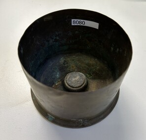 Weapon - Artillery Shell Case, Howitzer shell case, 01/08/1917