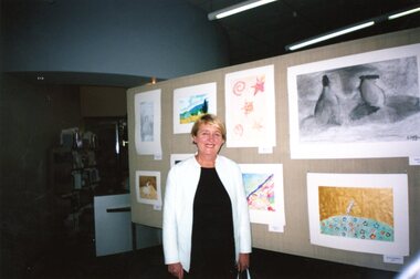 Photograph, Rosie Bray, Watsonia Library: Jenny Macklin and Jenny Mulholland at opening of Watsonia Library, 2005