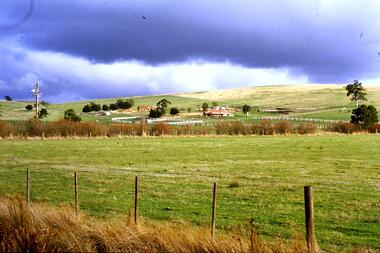 Slide - Photograph, John Ramsdale, Residential development south of Whittlesea: Slide 92, 1990s