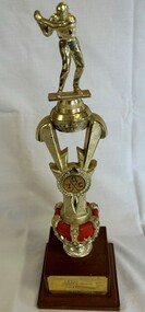 Award - Trophy, Thomastown Golf Club, Thomastown Golf Club. 1990 C Grade Champion. Robert Jones, 1990